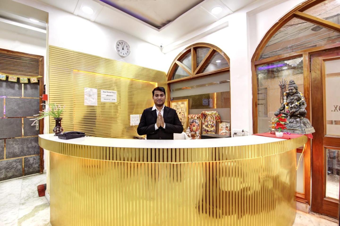 Hotel Shivlok Palace Deluxe New Delhi