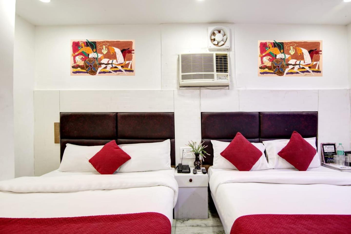 Shivlok Palace Deluxe 2* New Delhi